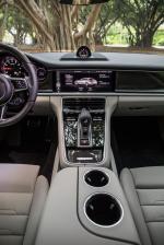 Porsche Panamera Turbo Sport Turismo 2017 года (NA)